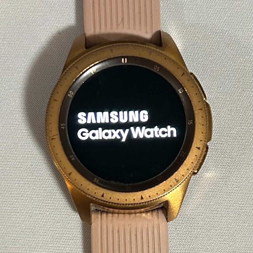 Samsung Galaxy Watch (42mm) GPS-Bluetooth Only…Preowned …Color: Rose Gold